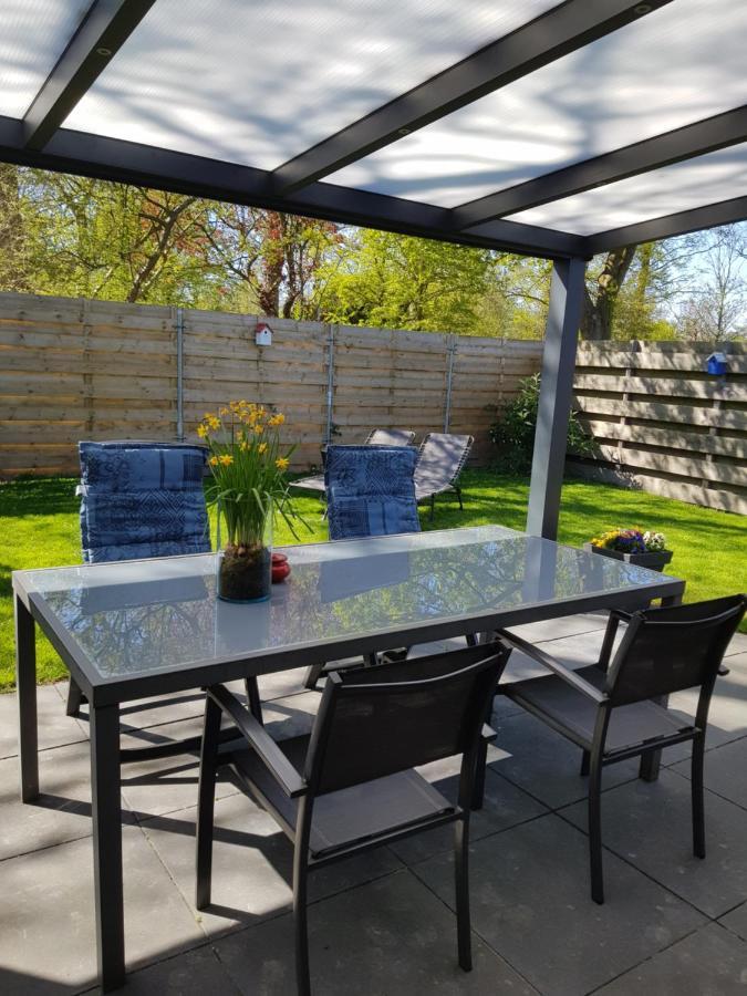 Luxe Vakantiebungalow Met Omheinde Tuin Voor Hond En Kinderen Dirkshorn Exterior foto